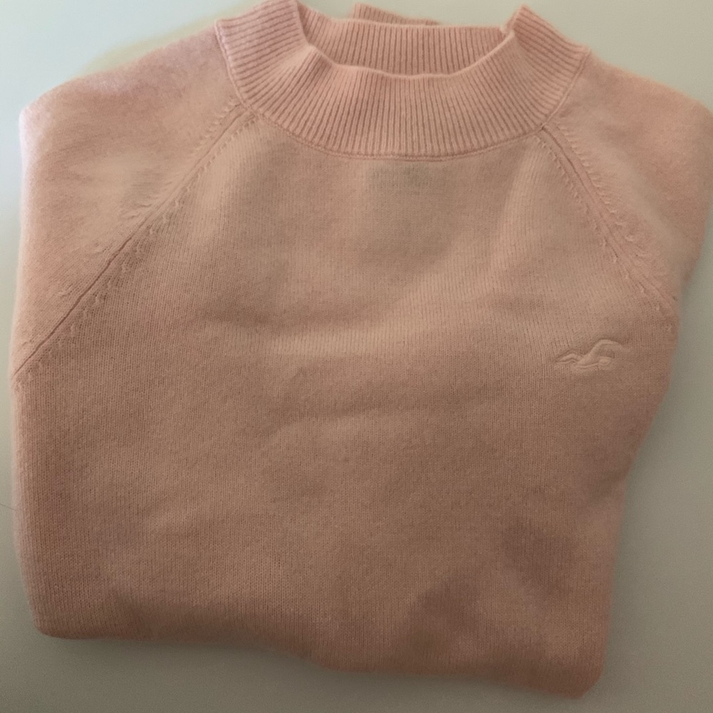 100% cashmere hollister sweater